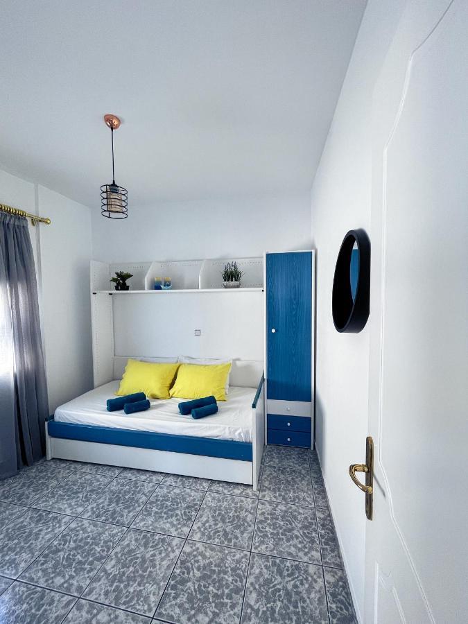 Coastline Apartment Nea Peramos  Exterior photo