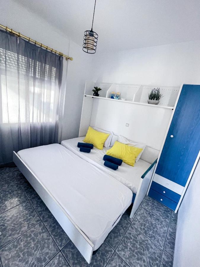 Coastline Apartment Nea Peramos  Exterior photo